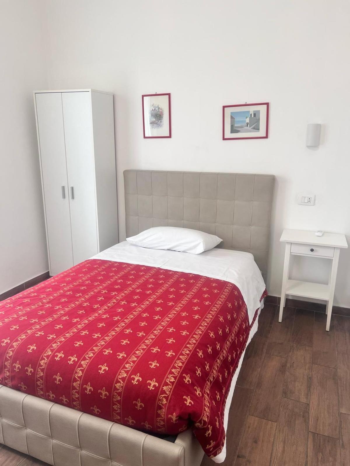 Alo Alo Albergo Casteggio 外观 照片